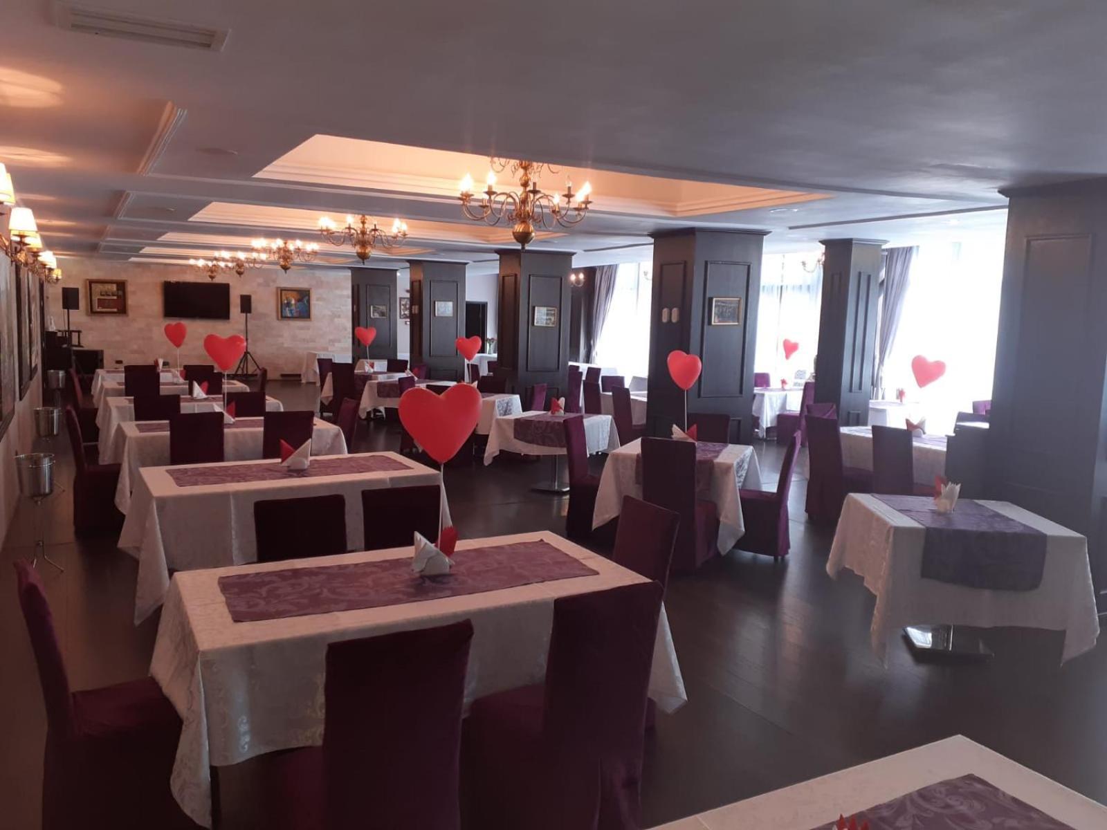 Hotel Hart Предял Екстер'єр фото