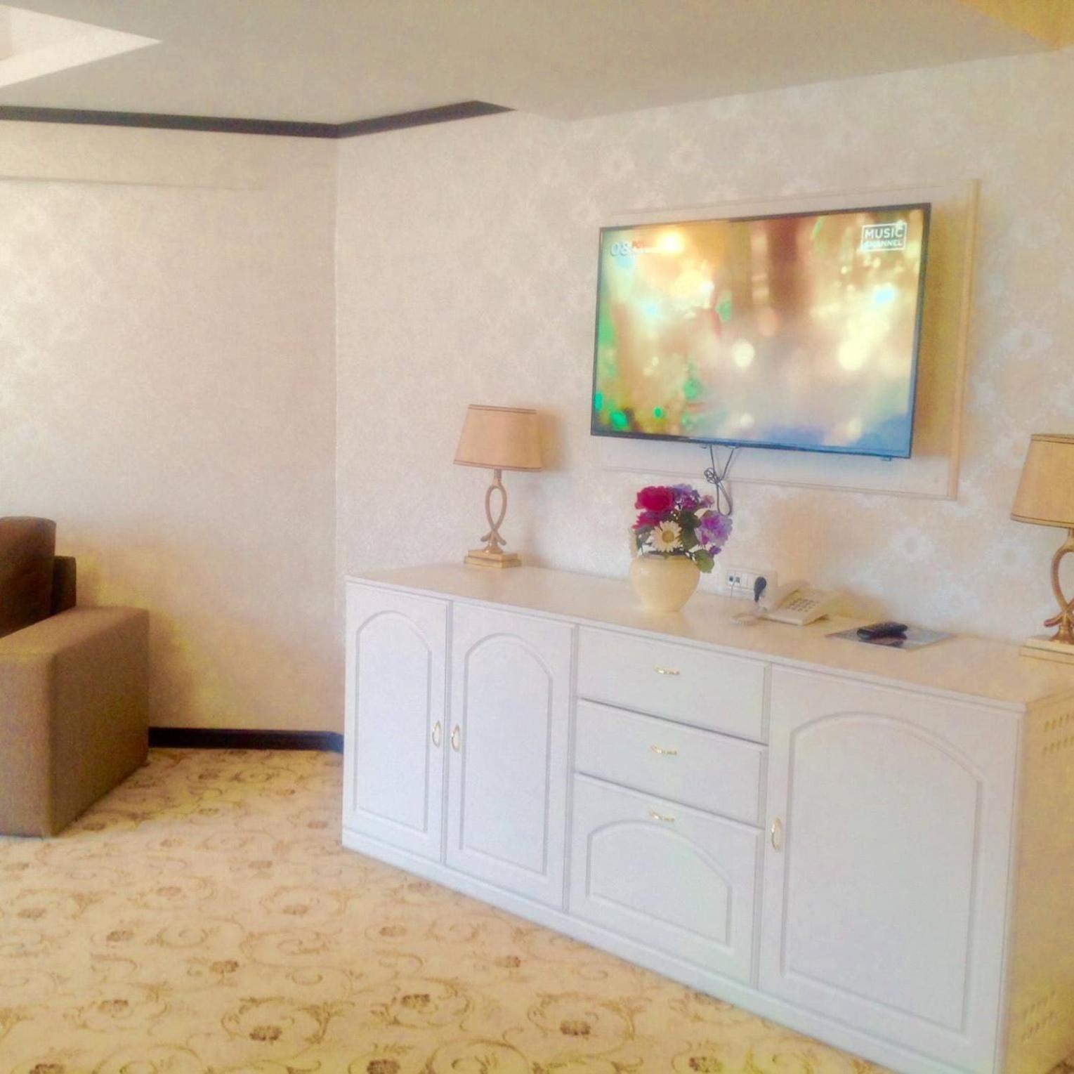 Hotel Hart Предял Екстер'єр фото